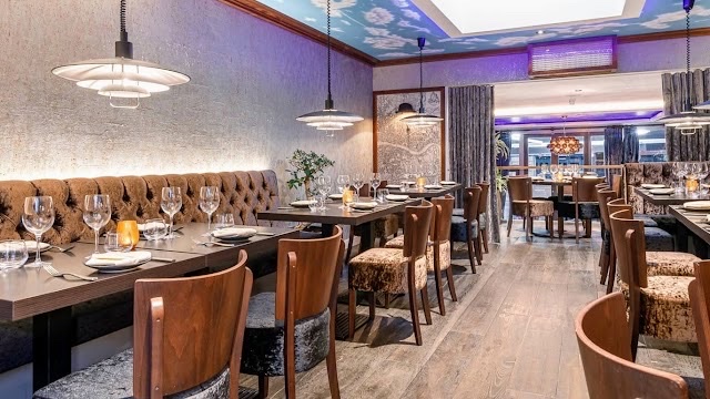 Roti And Spice Restaurant